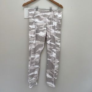 Athleta camo leggings with zip pockets